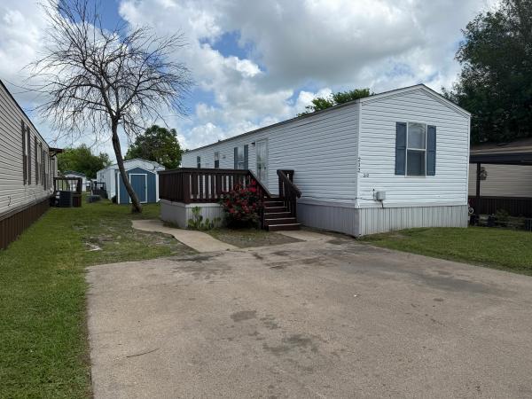 2005 Cavalier Homes Greenbriar Mobile Home