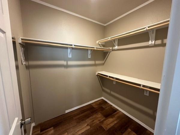 2021 Palm Harbor 320FT32604A Mobile Home