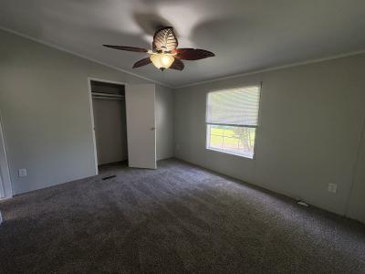 Photo 4 of 7 of home located at 9 Northwood Drive Greenwood, IN 46143