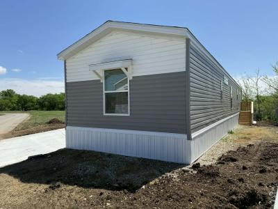 Photo 4 of 26 of home located at 119 Ponderosa Way #Pond119 Sanger, TX 76266