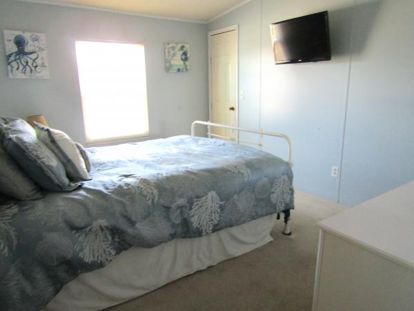 1988 Glenbrook Mobile Home