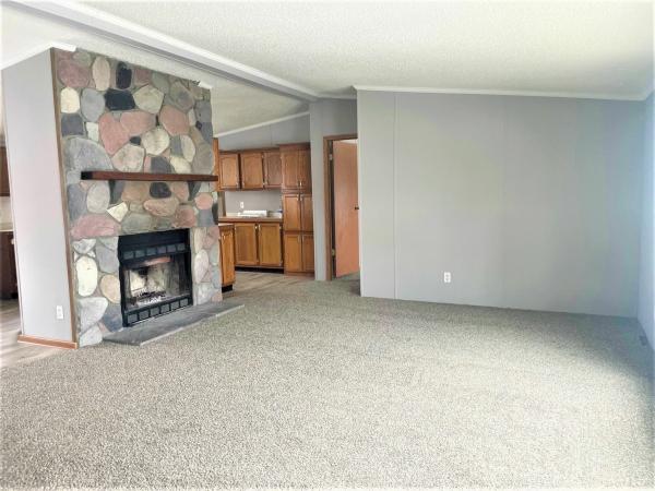 Photo 1 of 2 of home located at 46589 La Roche Dr W, Site #1378 Macomb, MI 48044