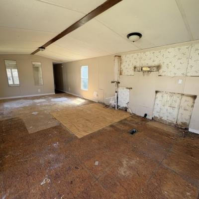 Photo 4 of 16 of home located at 151 English Lane Thomasville, GA 31792