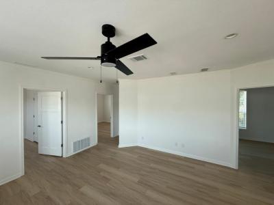 Photo 4 of 13 of home located at 1646 Voyager Drive Sarasota, FL 34234