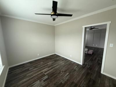 Photo 4 of 20 of home located at 1647 Voyager Drive Sarasota, FL 34234