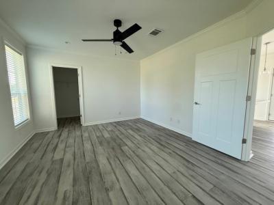 Photo 4 of 12 of home located at 1654 Voyager Drive Sarasota, FL 34234