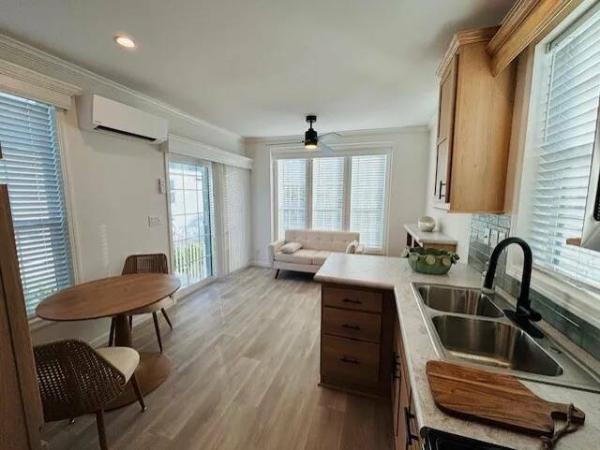 2025 Q1 B 807  Home