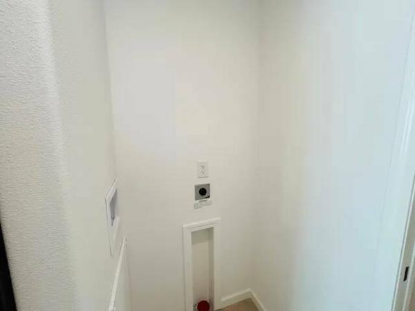 2025 Q1 B 807  Home