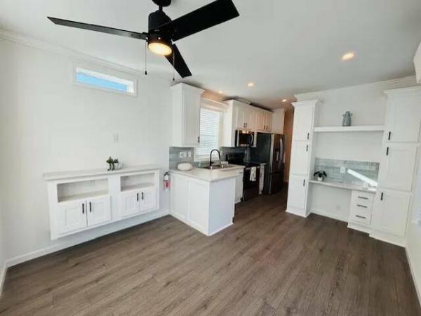 2025 Q1 B 807  Home