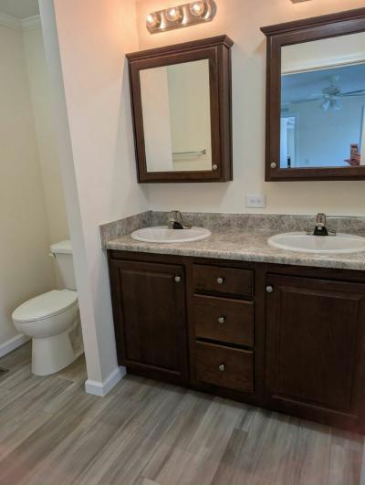 Photo 5 of 9 of home located at 52553 Elmcrest Ct. Chesterfield, MI 48051