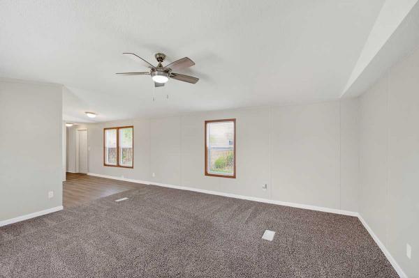 1998 Fleetwood Manufactured Home