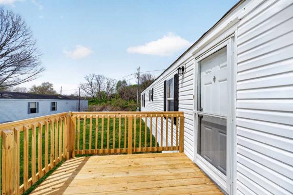 1998 Fleetwood Manufactured Home