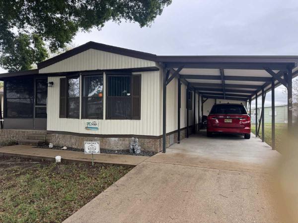 1985  Mobile Home For Sale