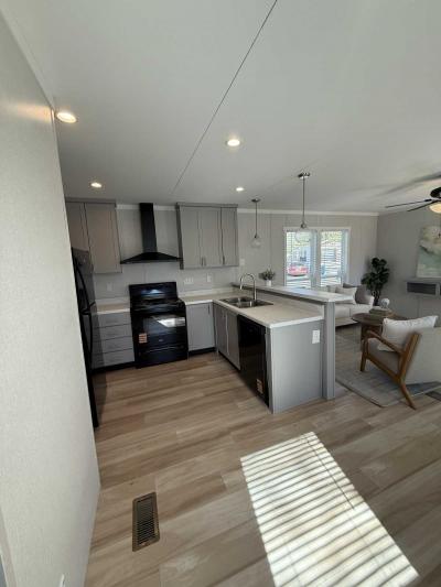 Photo 4 of 7 of home located at 204 Maple St. Glenn Heights, TX 75154