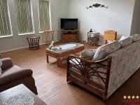 2004 PALM   Home