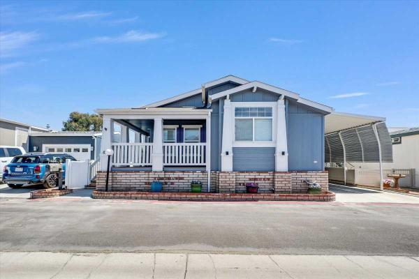 Photo 1 of 2 of home located at 9850 Garfield Ave. #74 Huntingtn Bch, CA 92646