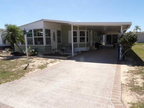 Photo 1 of 2 of home located at 1117 Emerald Ave Sebring, FL 33870