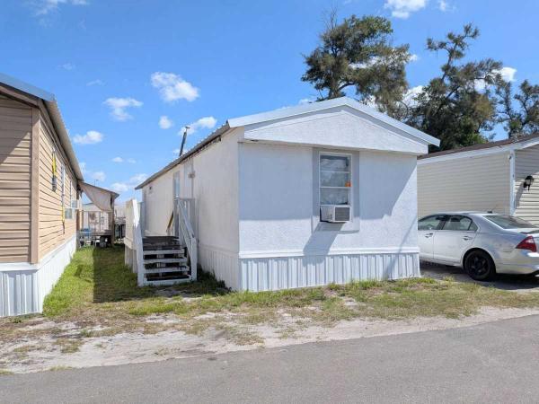 1993  Mobile Home For Sale