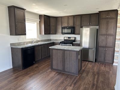 Photo 5 of 18 of home located at 9 Appomatox Ct West Chester, OH 45069