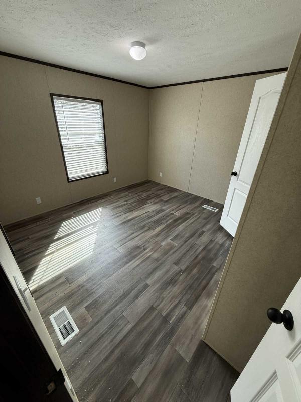 2025 Adventure Mojave Mobile Home