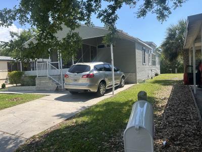 Photo 2 of 17 of home located at 8832 Nautilus Drive Tampa, FL 33635