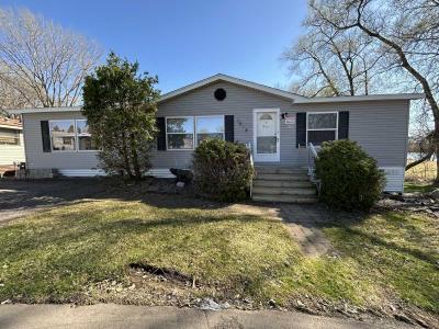 Photo 2 of 11 of home located at 2618 Angela Court Maplewood, MN 55119