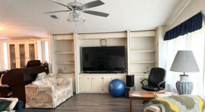 Photo 3 of 6 of home located at 2168 Lakeside Blvd Palmetto, FL 34221