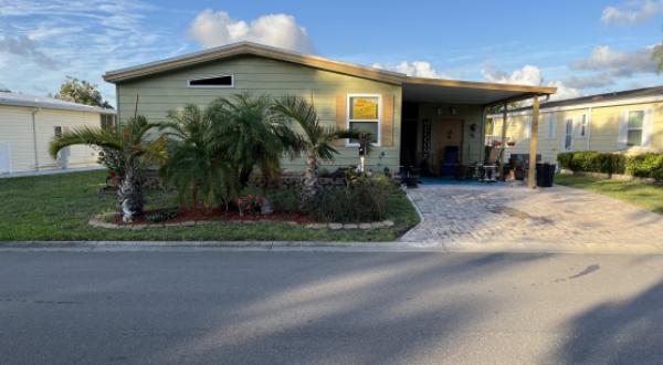Photo 1 of 2 of home located at 2168 Lakeside Blvd Palmetto, FL 34221
