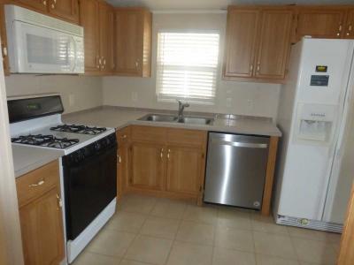 Photo 3 of 30 of home located at 2701 E Utopia Rd #44 Phoenix, AZ 85050