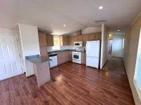 2000 CHAMPION DREAM WEAVER	 Manufactured Home