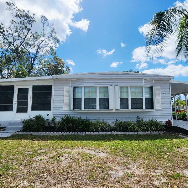 1980  Mobile Home For Sale