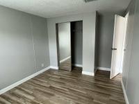 1994 BROO Manufactured Home