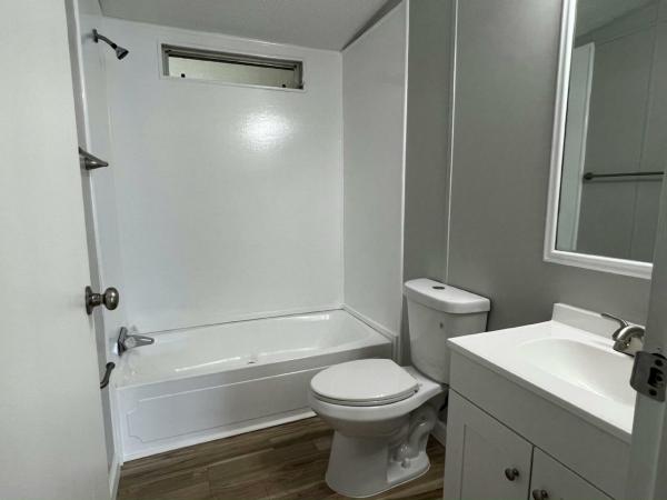 1994 BROO Manufactured Home