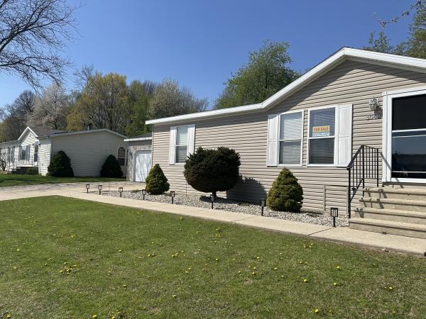 1998 Four Seasons Four Seasons Mobile Home