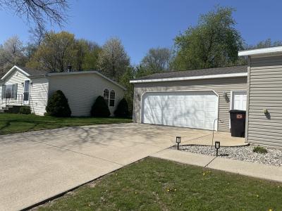 Photo 4 of 13 of home located at 3049 Cobblestone Lane Hudsonville, MI 49426