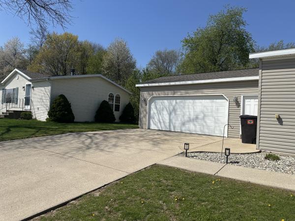 1998 Four Seasons Four Seasons Mobile Home