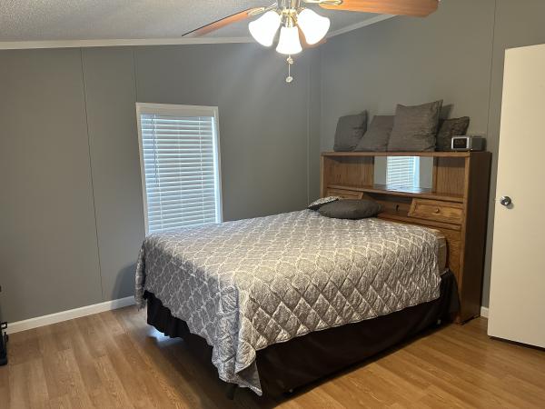 1998 Four Seasons Four Seasons Mobile Home