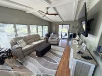 1985 Barrington Manufactured Home