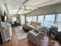 1985 Barrington Manufactured Home
