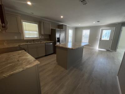 Photo 5 of 26 of home located at 3000 Us Hwy 17/92 W Lot #606 Haines City, FL 33844