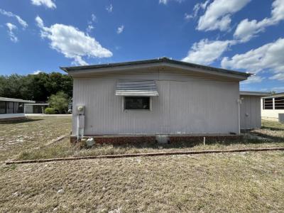 Photo 3 of 20 of home located at 142 Highland Drive Leesburg, FL 34788