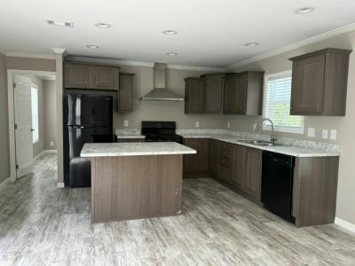 Photo 4 of 12 of home located at 10201 W Beaver St #117 Jacksonville, FL 32220