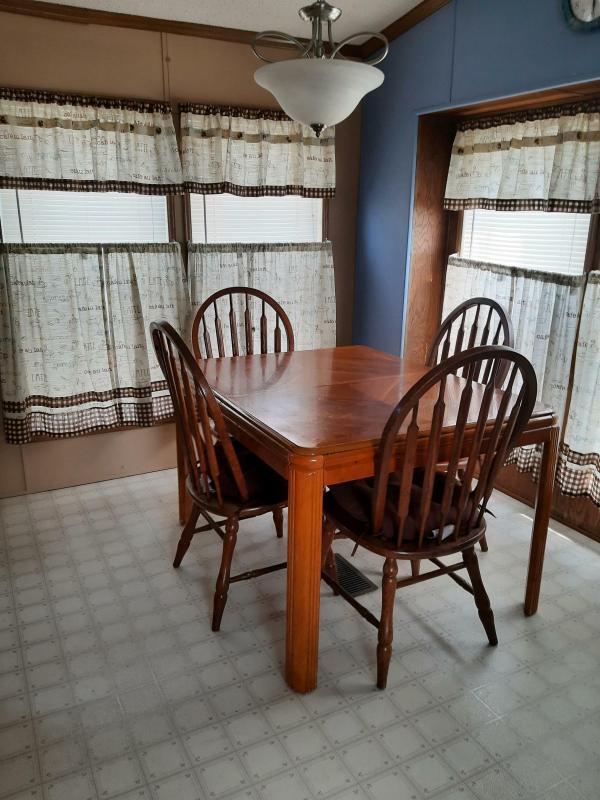 1995 Fairmont 139  Home