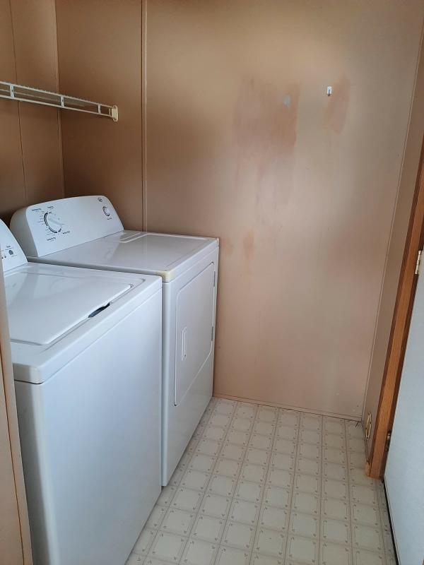 1995 Fairmont 139  Home