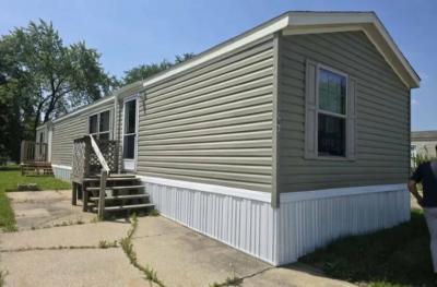 Mobile Home at 2220 Dunkelburg Rd Lot#264 Fort Wayne, IN 46819
