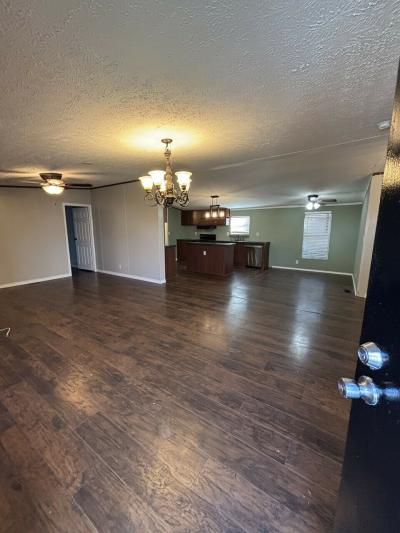 Photo 2 of 6 of home located at 14146 Ih 35 S. #41 Von Ormy, TX 78073