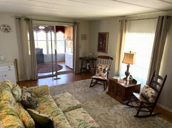 1977 HOMI Manufactured Home