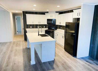 Photo 3 of 8 of home located at 28 Woodmoor Court Leavenworth, KS 66048