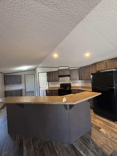 Photo 4 of 8 of home located at 14146 Ih 35 S #238 Von Ormy, TX 78073