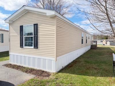 Photo 2 of 13 of home located at 143 Buckingham Dr Westbrook, ME 04092